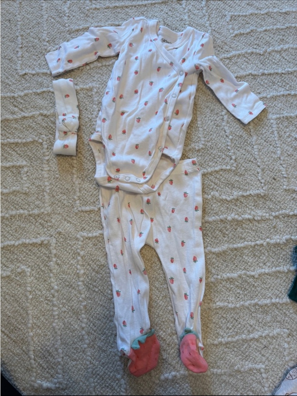 Baby 3 piece pajama outfit set size 6 months